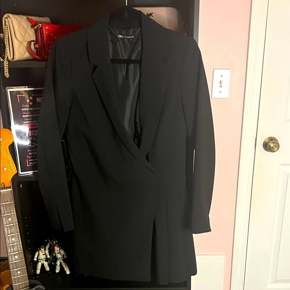 Zara Women's Black Blazer Dress Size Medium